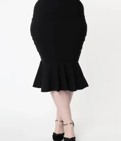 Unique Vintage Skirts|Skirts>Plus Size 1960s Black Fishtail Lizette Wiggle Skirt