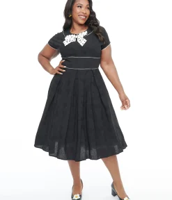 Unique Vintage Swing|Pocket Dresses>Plus Size 1950s Black & Ivory Polka Dot Bow Cotton Swing Dress