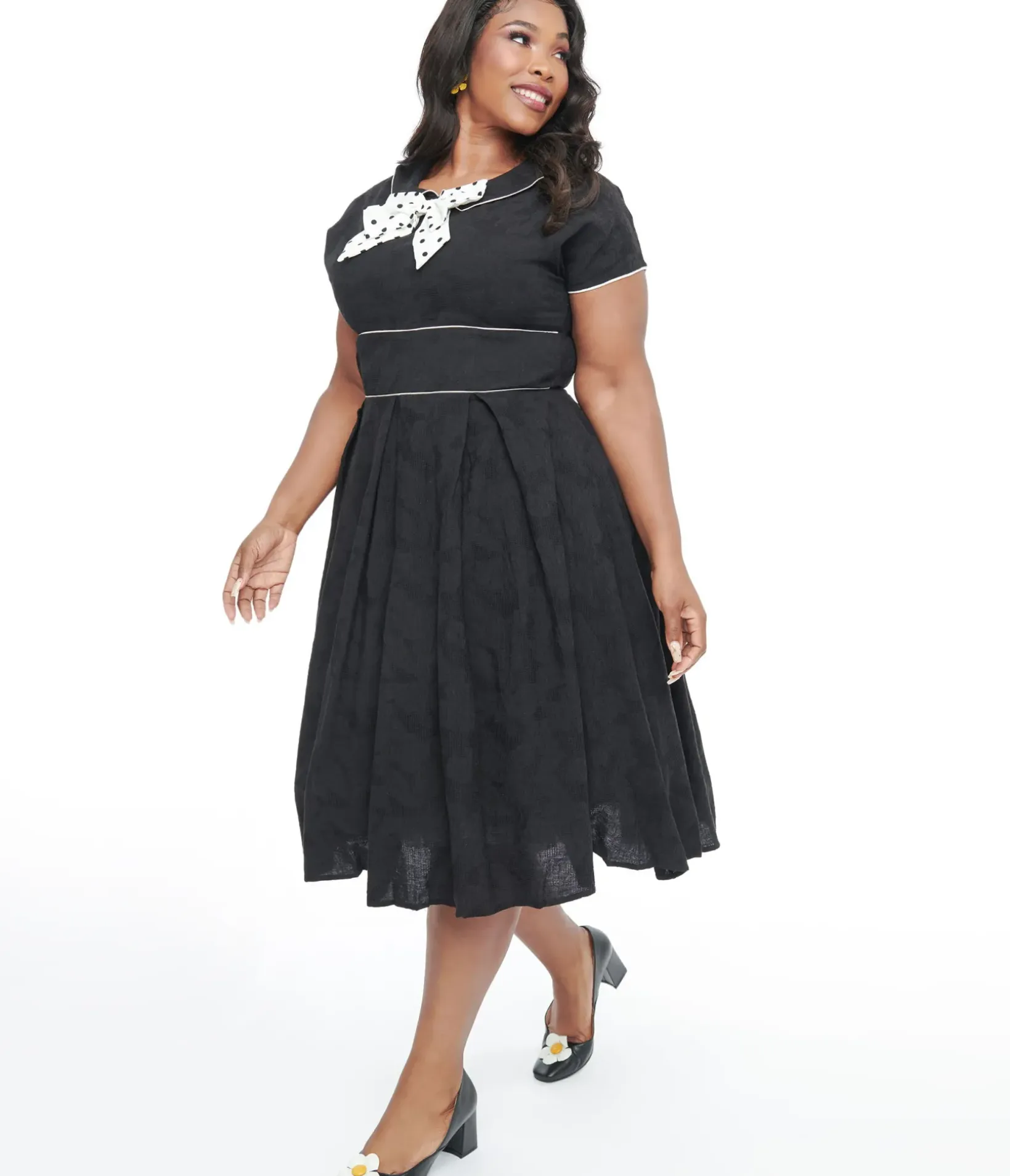 Unique Vintage Swing|Pocket Dresses>Plus Size 1950s Black & Ivory Polka Dot Bow Cotton Swing Dress