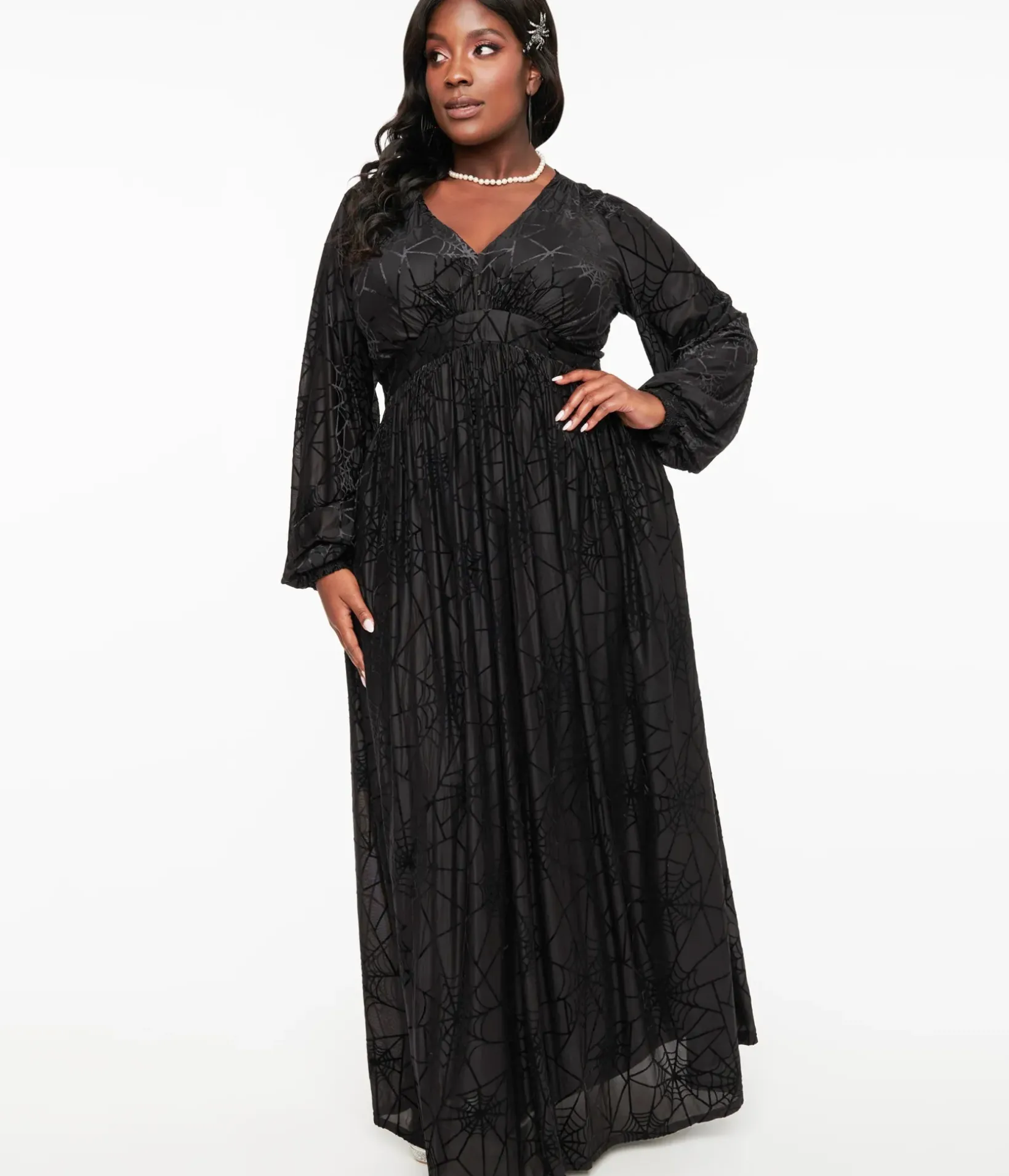 Unique Vintage Everyday Dresses|All Things Black>Plus Size 1970s Black Spiderweb Maxi Dress