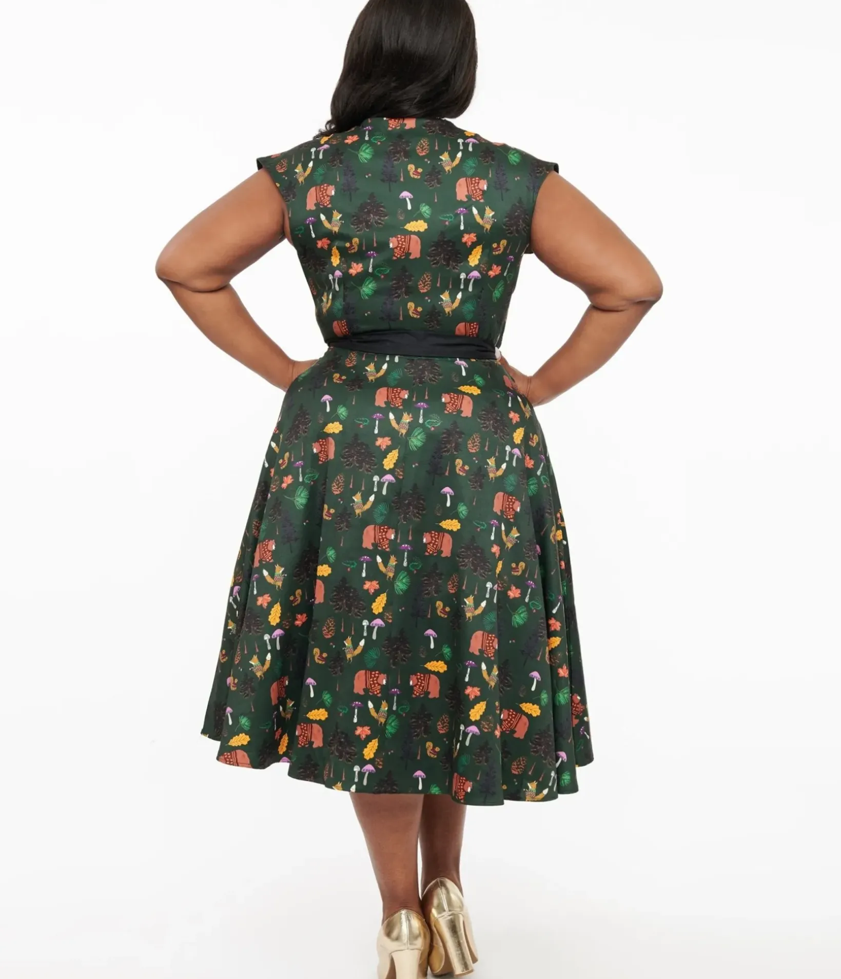 Unique Vintage Swing|Pocket Dresses>Plus Size 1940s Forest Green Woodland Creature Hedda Swing Dress