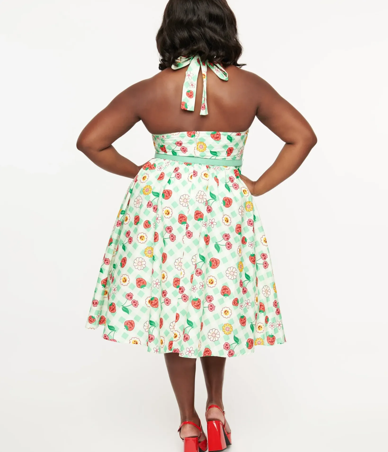 Unique Vintage Swing|Swing>Plus Size 1950s Green Gingham Spooky Fruit Print Halter Swing Dress