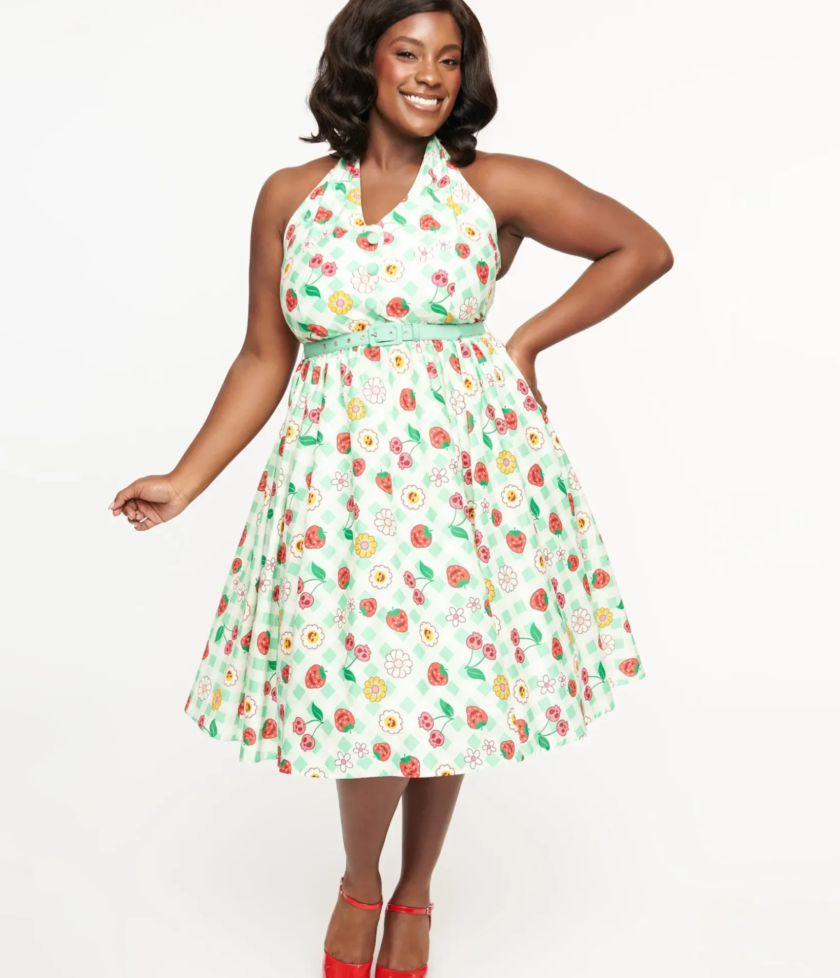 Unique Vintage Swing|Swing>Plus Size 1950s Green Gingham Spooky Fruit Print Halter Swing Dress