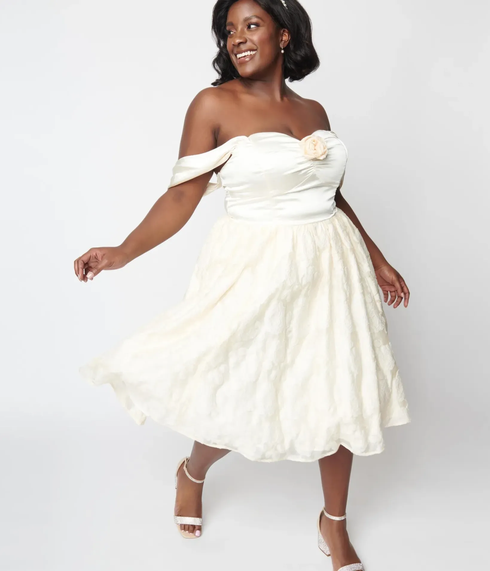 Unique Vintage Swing|Pocket Dresses>Plus Size 1950s Ivory Floral Off Shoulder Flare Dress