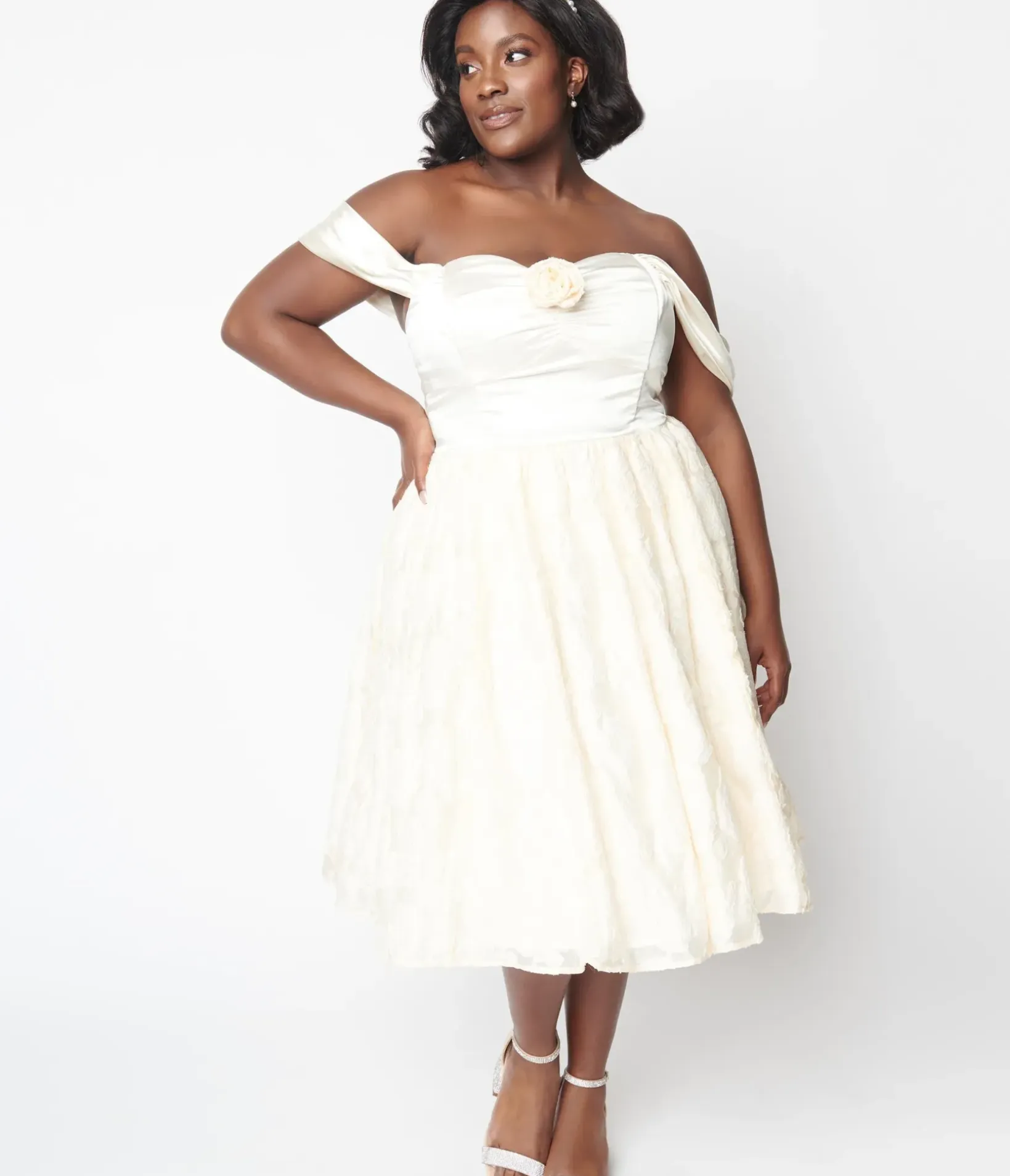 Unique Vintage Swing|Pocket Dresses>Plus Size 1950s Ivory Floral Off Shoulder Flare Dress