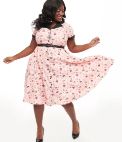 Unique Vintage Swing|Pocket Dresses>Plus Size 1950s Santa Print Alexis Swing Dress