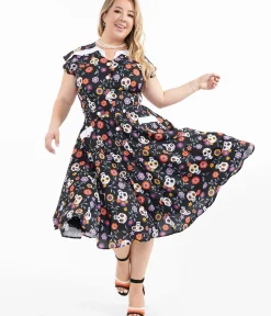 Unique Vintage Pocket Dresses|All Things Black>Plus Size Sugar Skulls Hedda Swing Dress