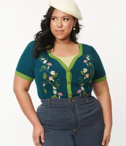 Unique Vintage Sweaters & Cardigans><noscript><img width=