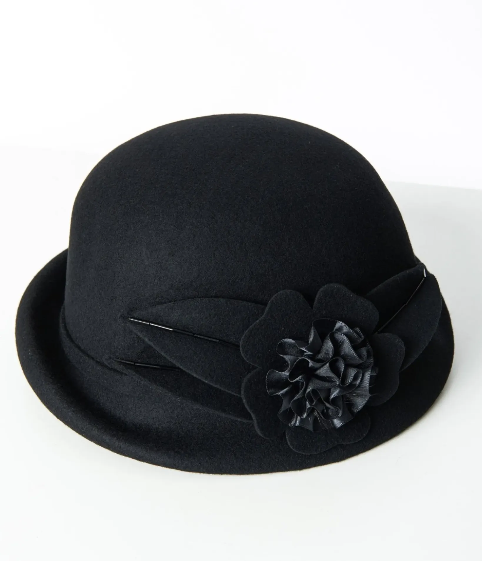 Unique Vintage Special Occasion|Flapper Accessories>1920s Black Floral Cloche Hat
