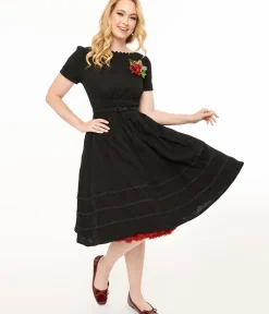 Unique Vintage Swing|Everyday Dresses>1950s Black Holiday Floral Pin Cotton Swing Dress