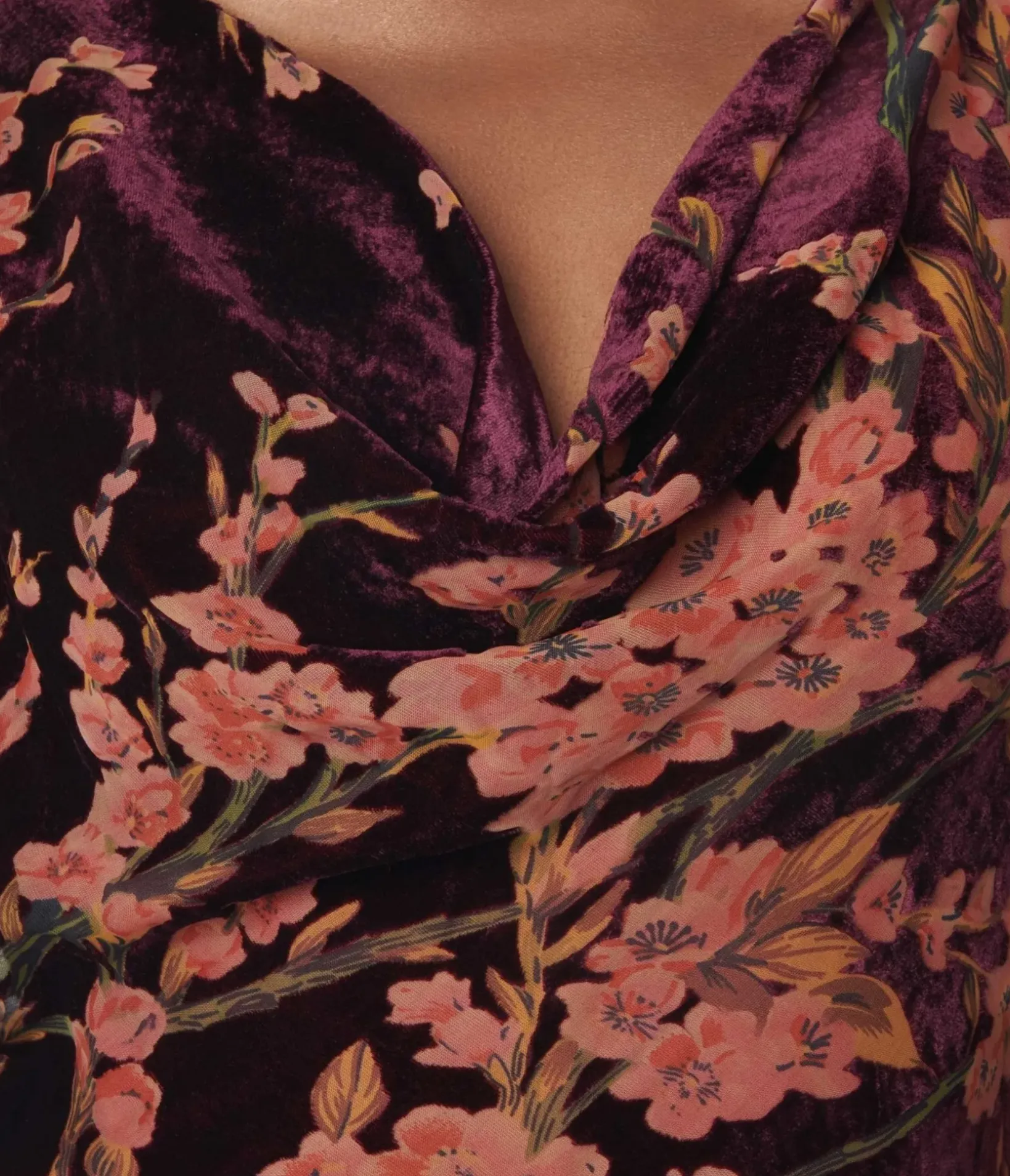 Unique Vintage Everyday Dresses|Special Occasion>1920s Burgundy Velvet Floral Burnout Hemingway Flapper Dress