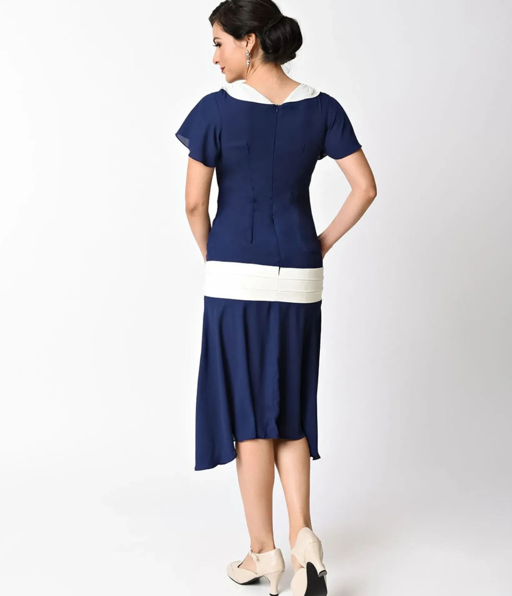 Unique Vintage Everyday Dresses|Special Occasion>1920s Navy Blue & Ivory Wilshire Flapper Day Dress