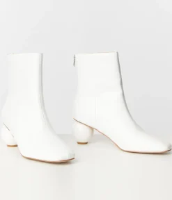Unique Vintage Special Occasion|Boots>White Leatherette Ball Heel Booties