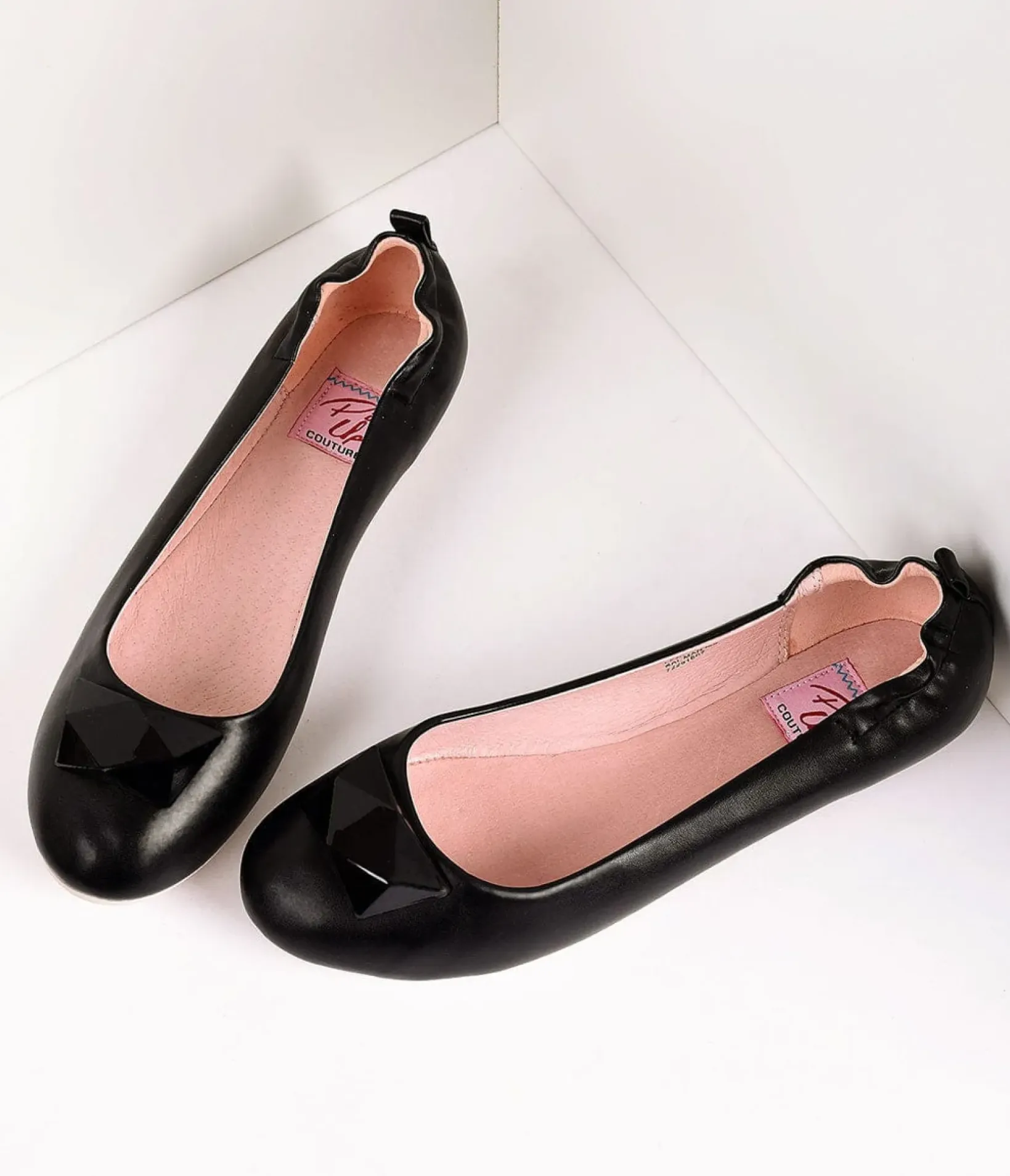 Unique Vintage Flats>Vintage Style Black Leatherette & Geometric Gem Ballet Flats