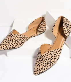 Unique Vintage Flats>Vintage Style Cheetah Suede dOrsay Flats