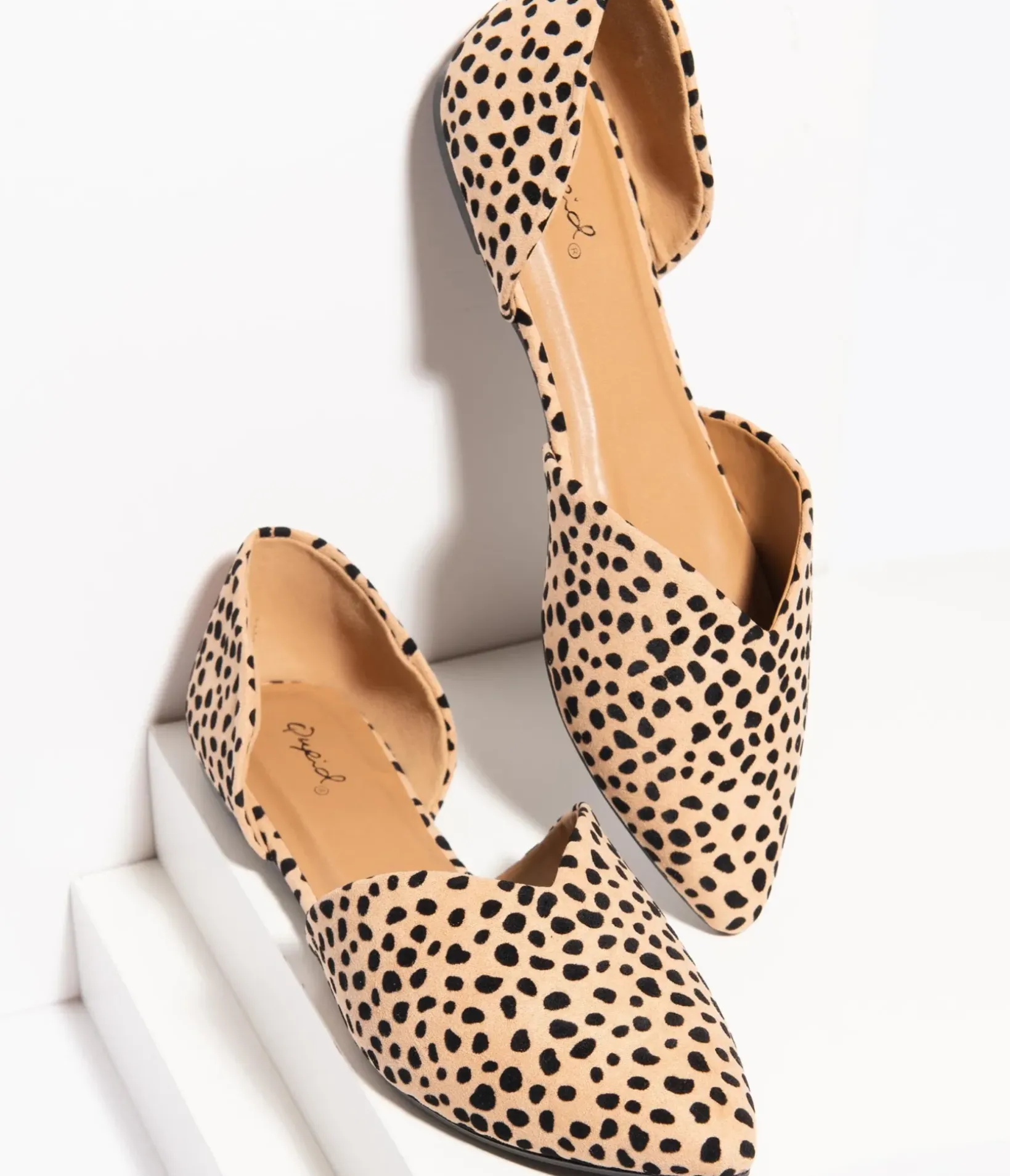 Unique Vintage Flats>Vintage Style Cheetah Suede dOrsay Flats