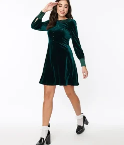 Unique Vintage Fit & Flare|Fit & Flare>Voodoo Vixen Emerald Green Velvet Satin Fit & Flare Dress