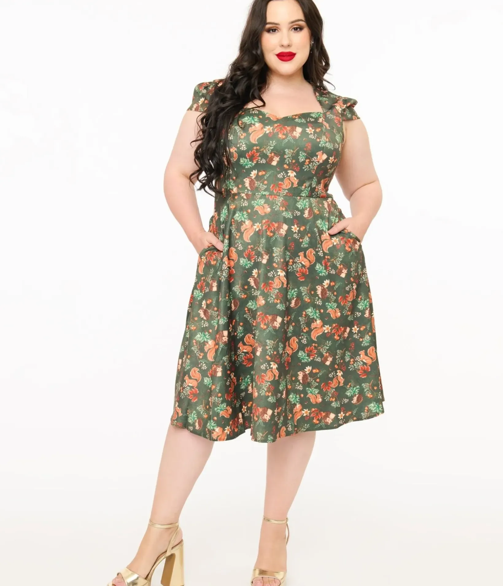 Unique Vintage Swing|Pocket Dresses>Voodoo Vixen Plus Size 1950s Green Woodland Creatures Print Swing Dress