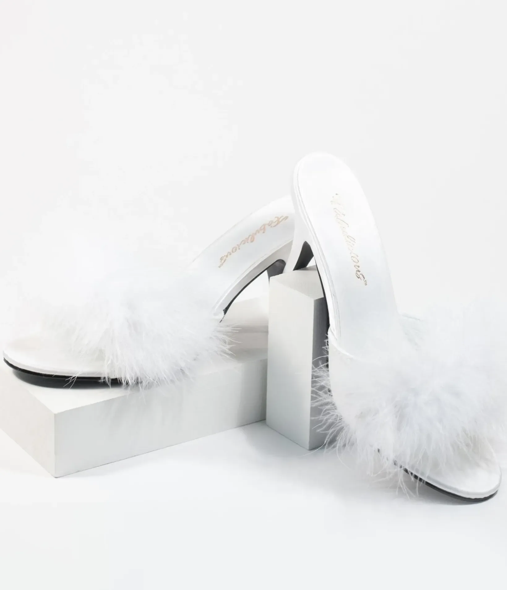 Unique Vintage Special Occasion|Heels>White Marabou Feather Peep Toe Slipper Heel