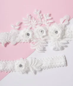 Unique Vintage Special Occasion|Wedding Accessories>White Rhinestone Floral Garter Set